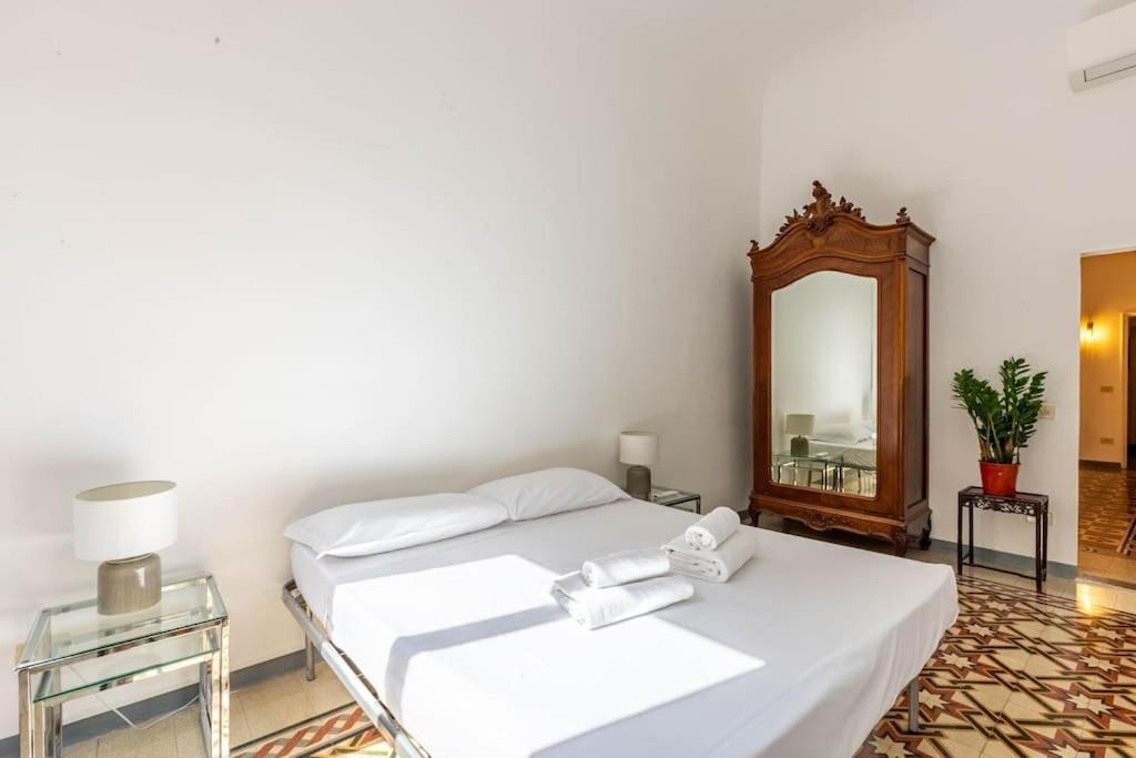 Academia Of Davide Spacious * Florencia
